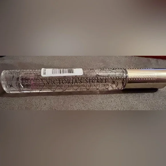 Victoria’s Secret “Tease” Eau De Parfum Mini NWT - Picture 2 of 5
